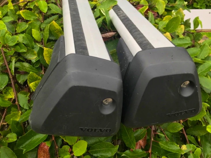 Lastbågar v60 2018->