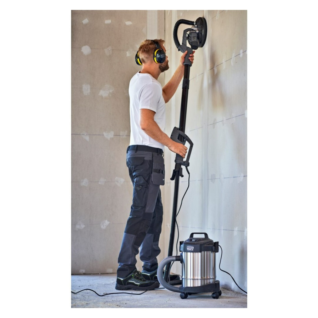 Giraffsliper for pussing av gips/plater