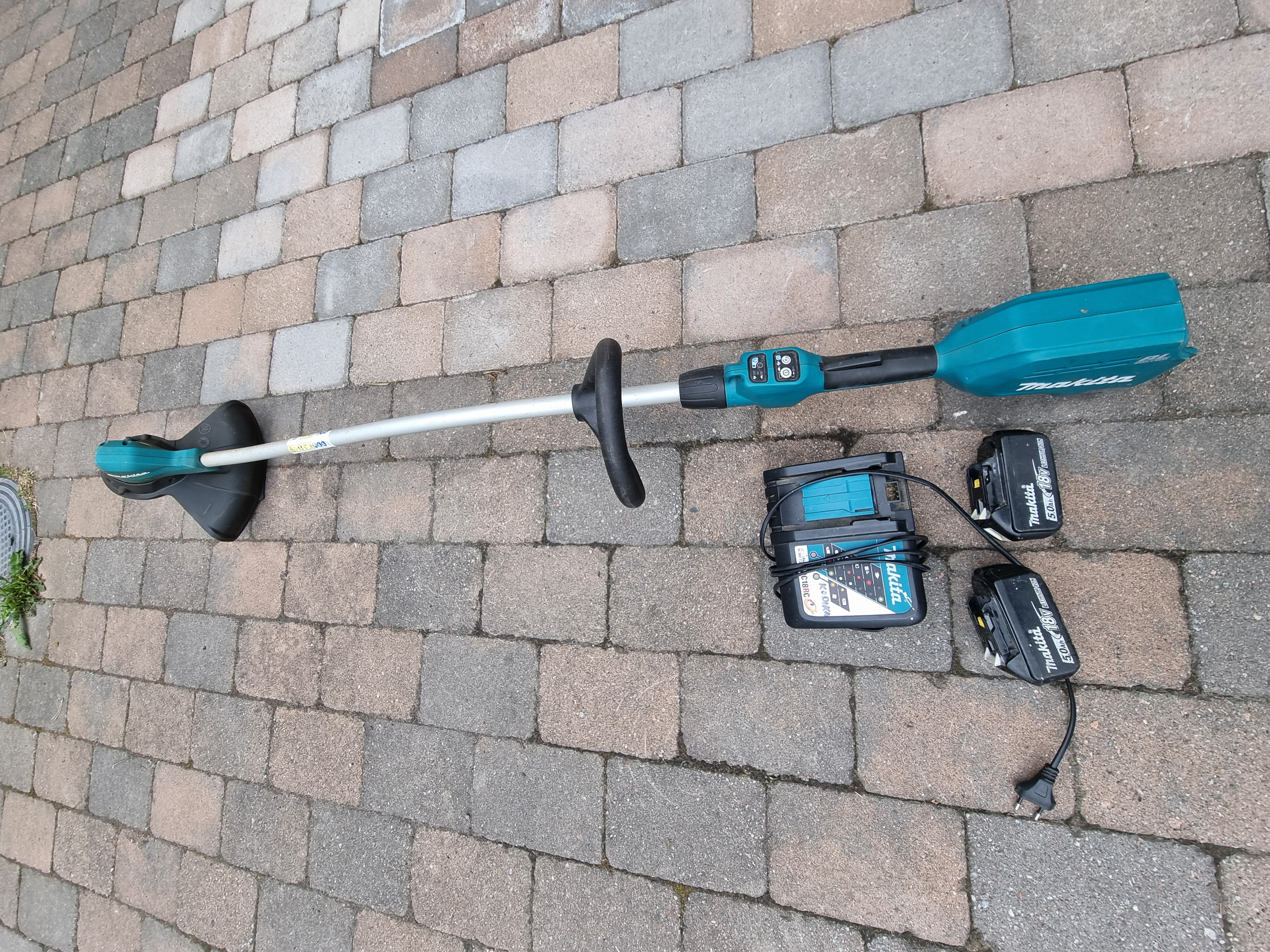 Makita dur 189