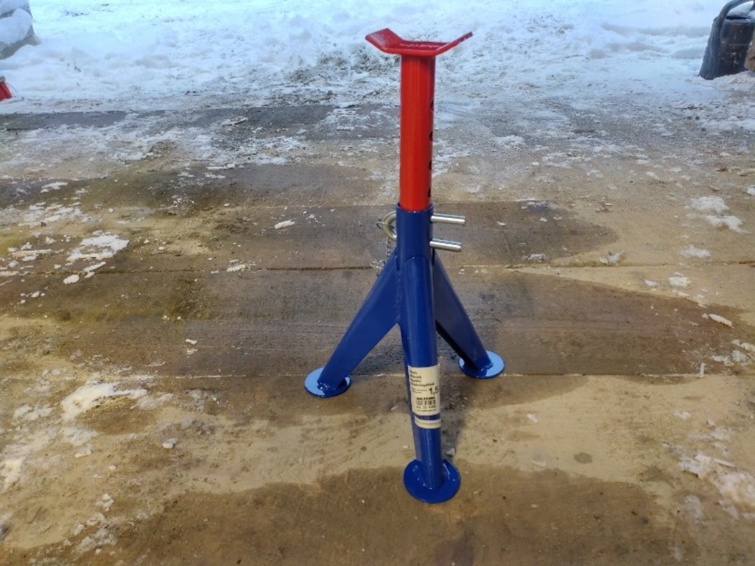 Pallbock, två stycken