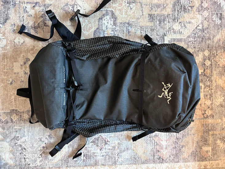 Arc'teryx micon litric 42 - kevyt sähköinen lumivyöryreppu