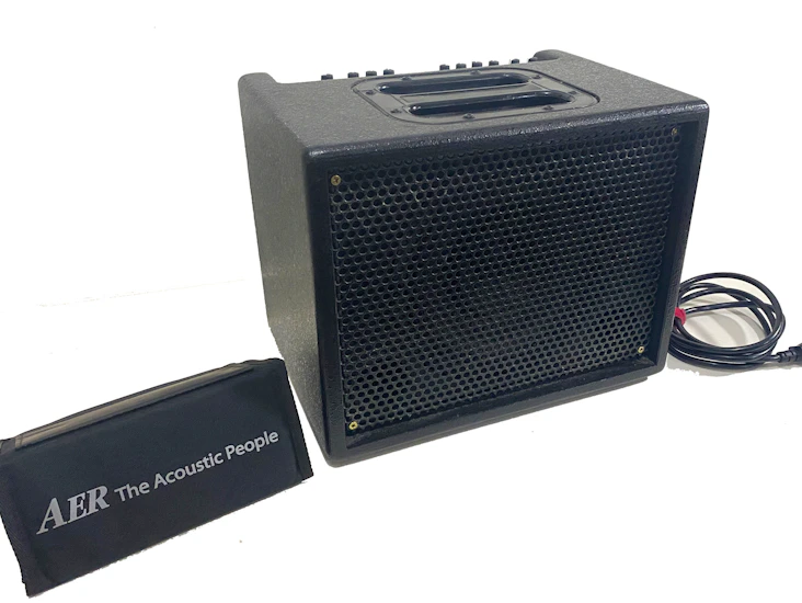 Aer compact 60 (mk2) - fantastic 2-channel amplifier for small acoustic gigs