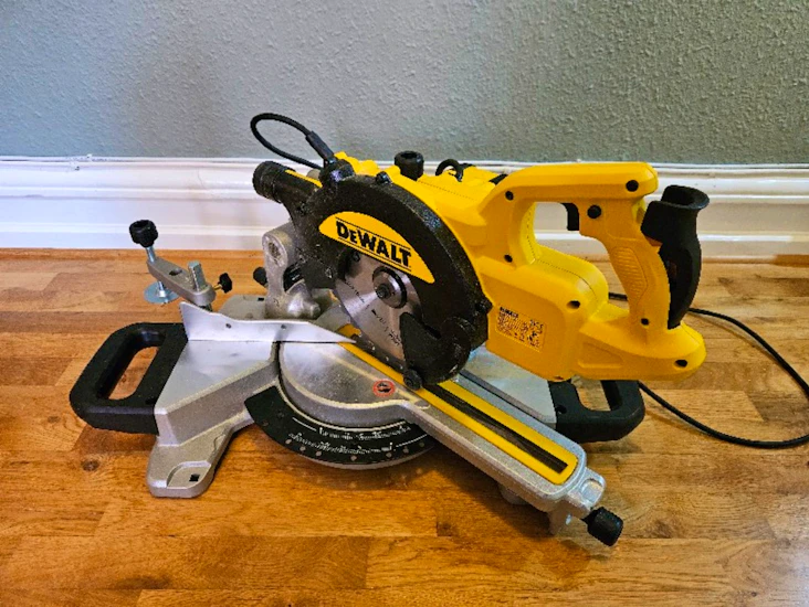 Smidig kapsåg dewalt