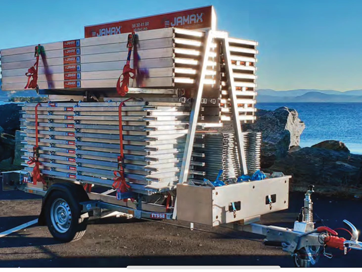 132kvm jamax stillas på henger