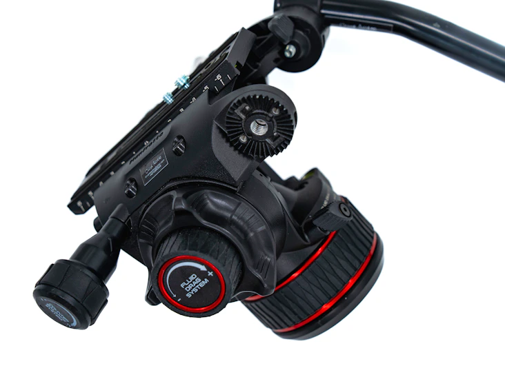 Manfrotto 608 video head – proffsig fluidhuvud med nivåkontroll