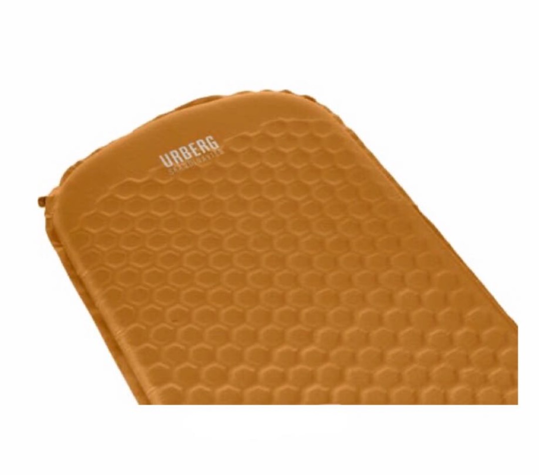 Hyr 2 st Sleeping pad Trek av Joel S i Fridhemsplan Hyr 1 sovsäck av Joel S i Fridhemsplan, Stockholm
