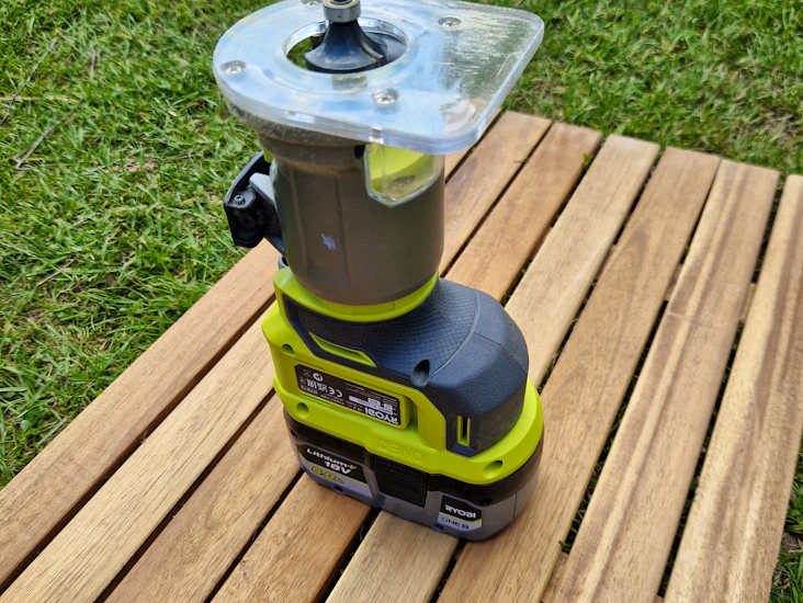 Ryobi one+ handöverfräs