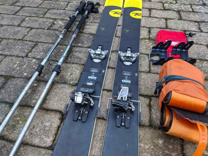 Toppturskidor med stighudar