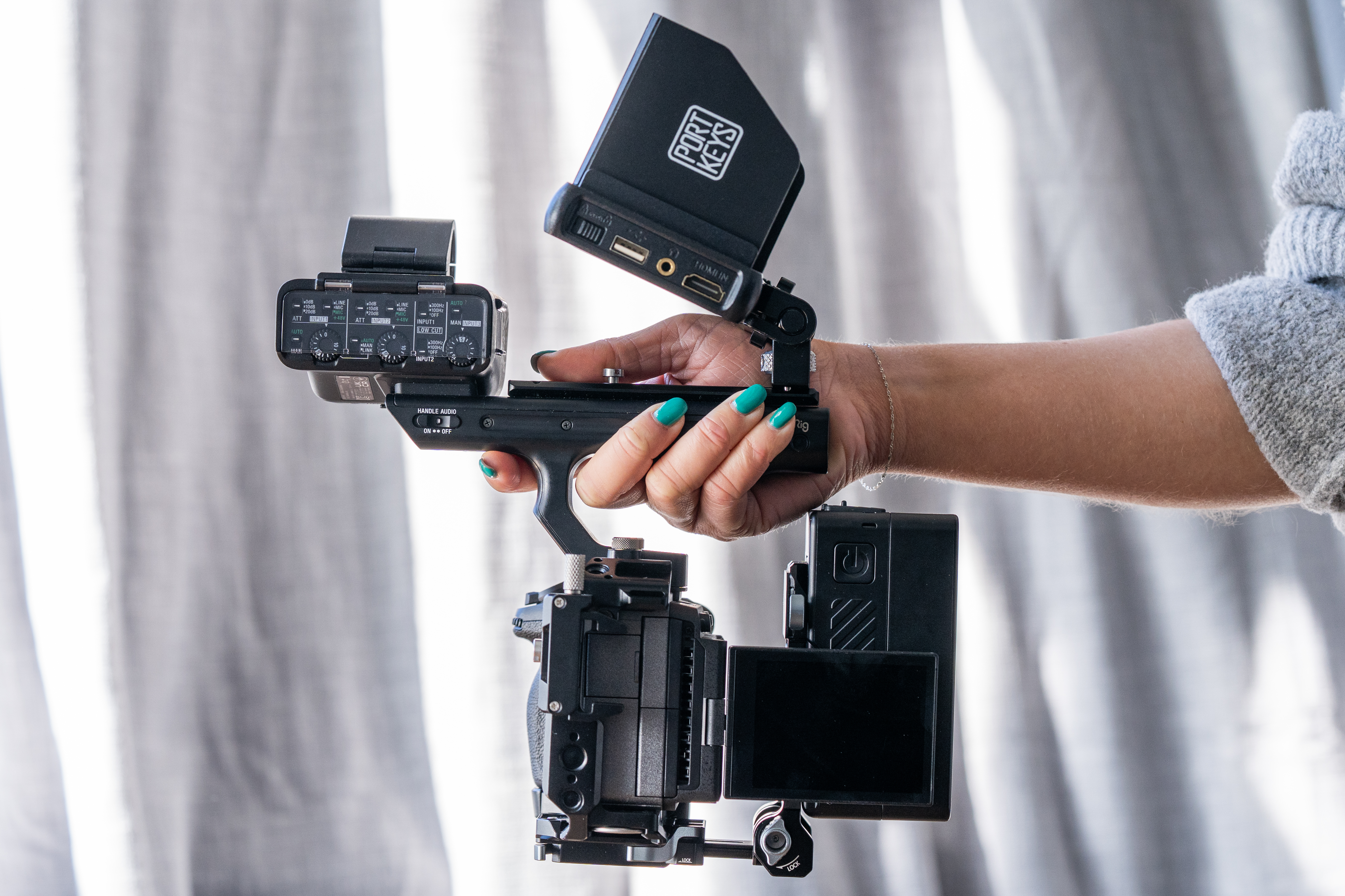 Sony fx3 light run & gun rig