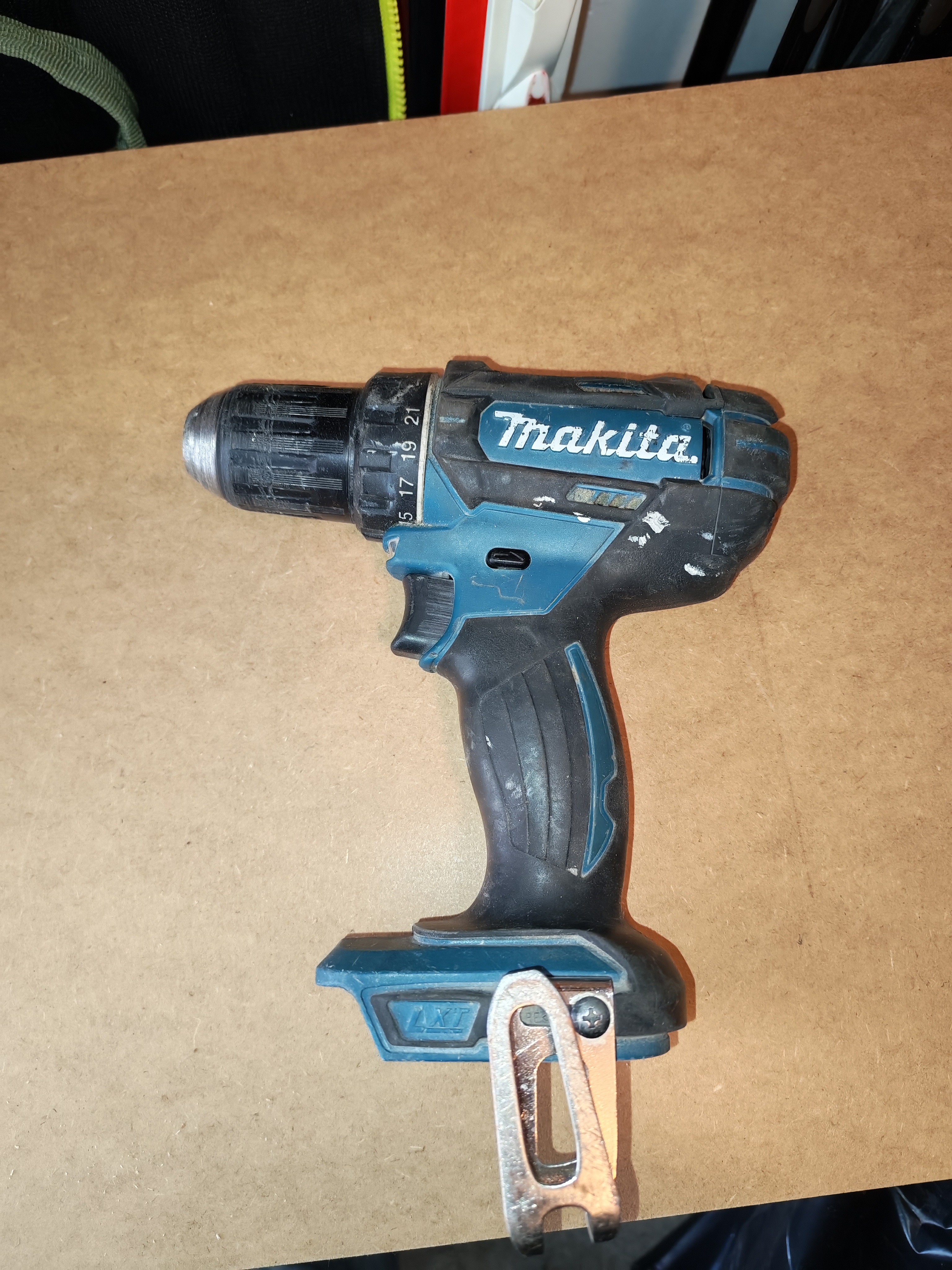 Makita porakone