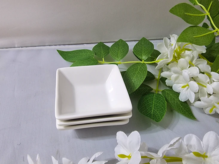 3 x ceramic sauce bowls pots small