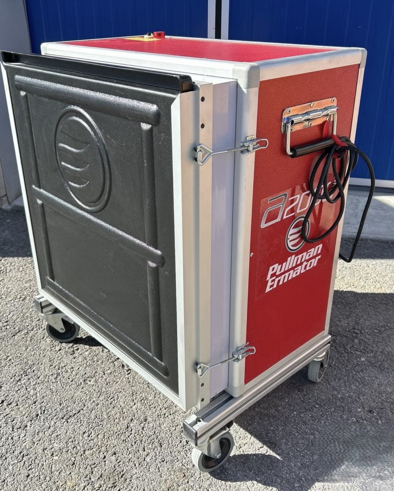 Mobil luftrenare/ventilationsaggregat på hjul röd/silver