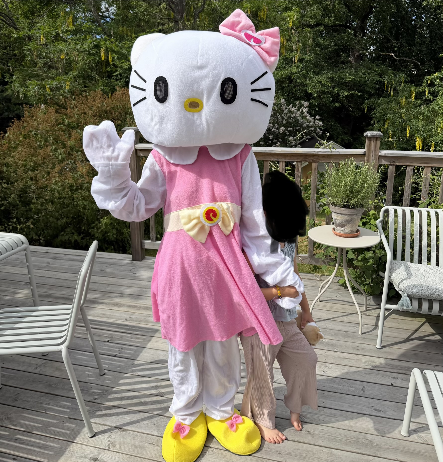 Hello kitty dräkt till barnkalas