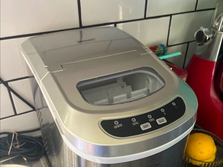 Menuett ismaskin 2 strl på bitar