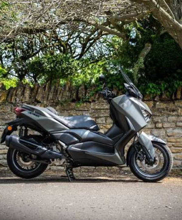 Yamaha x max