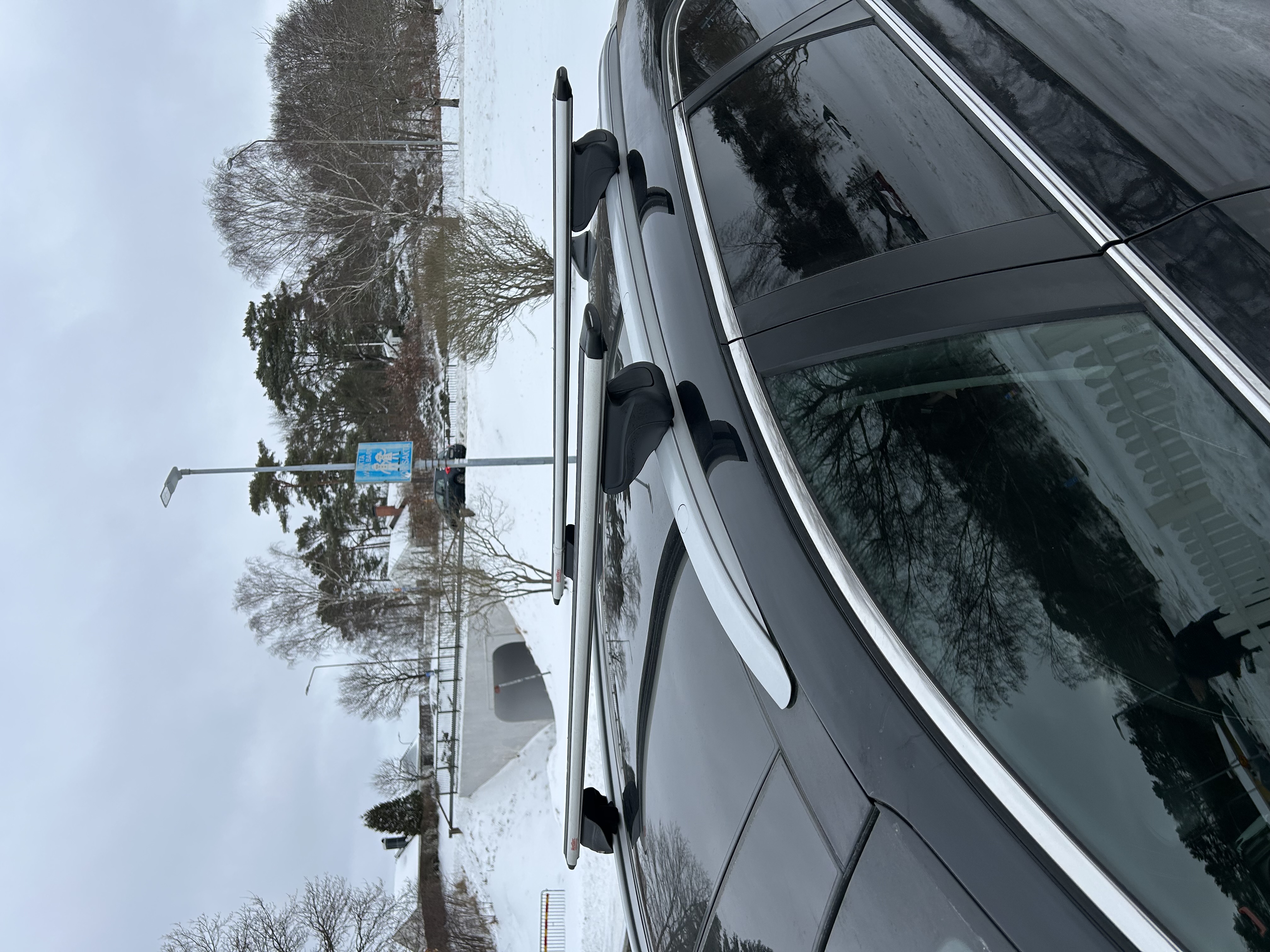 Montblanc takräcken, passar bl.a. kia ceed