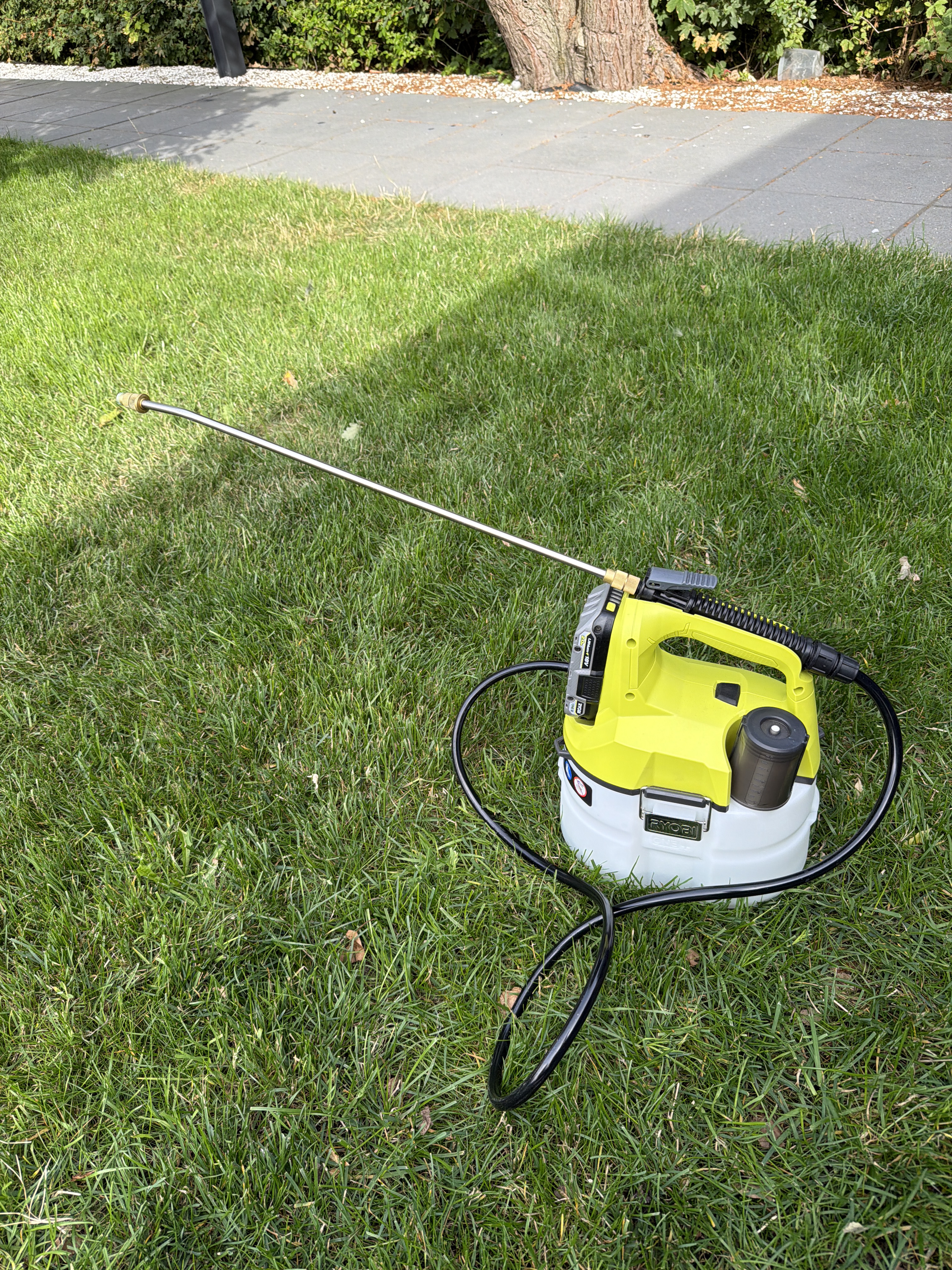Ryobi ukrudtsspøjte