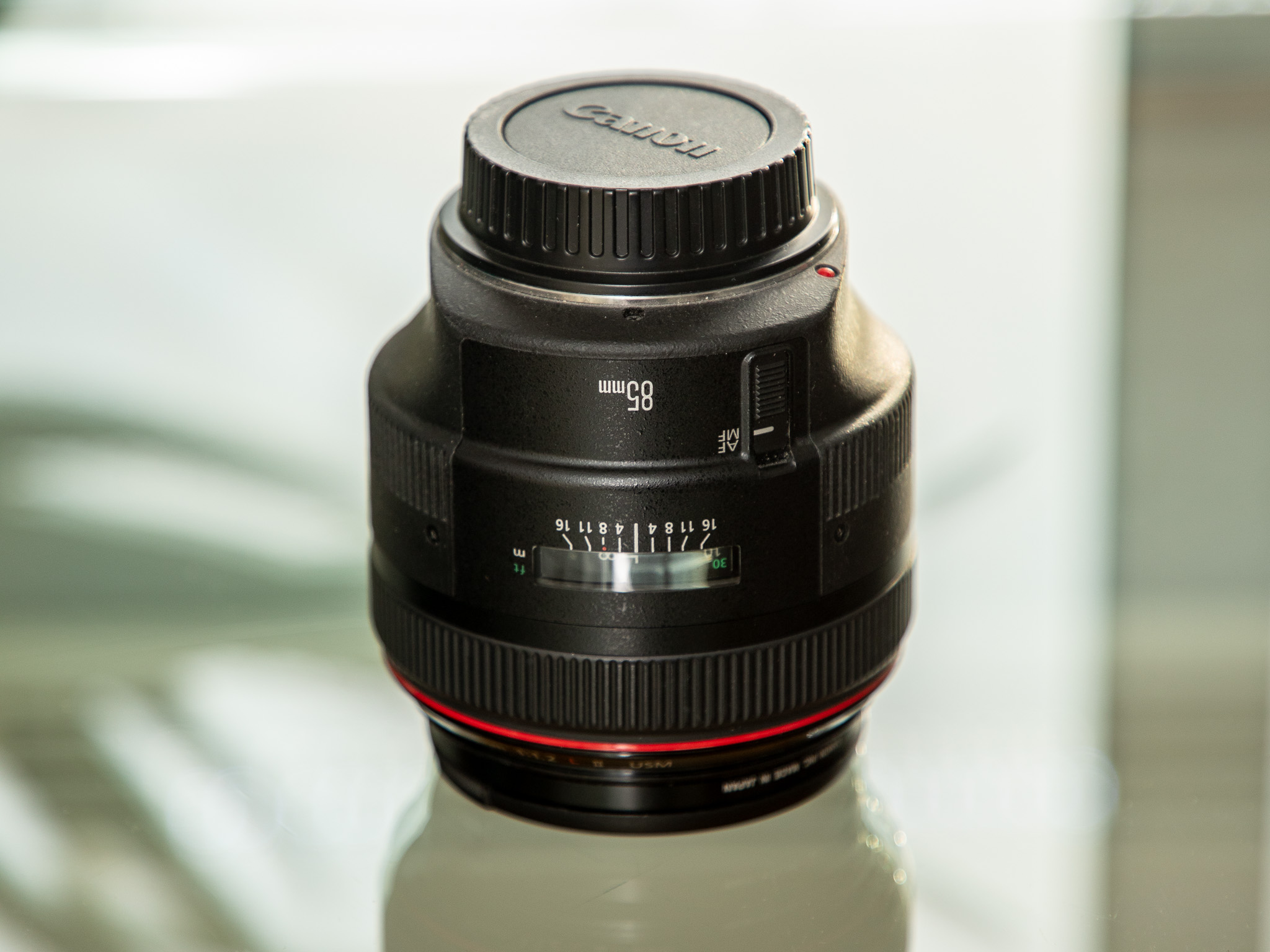 Canon ef 85mm f/1.2l ii usm