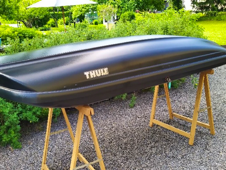 Thule spirit 820 suksiboksi
