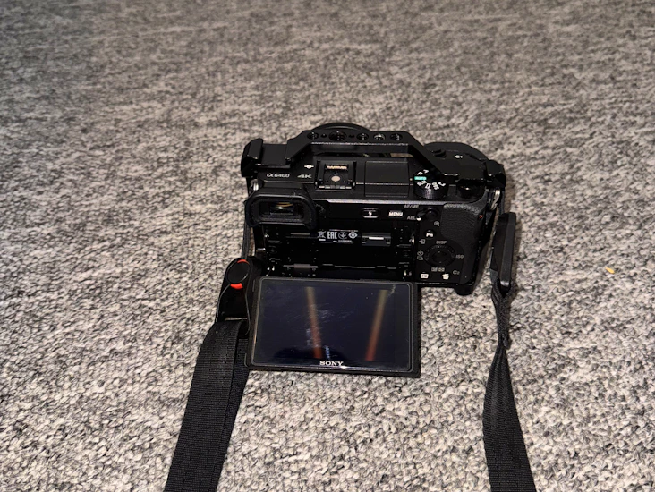 Sony a6400 mirrorless interchangeable lens camera