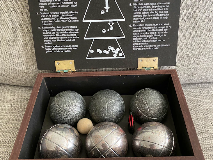 Bouleset i träväska