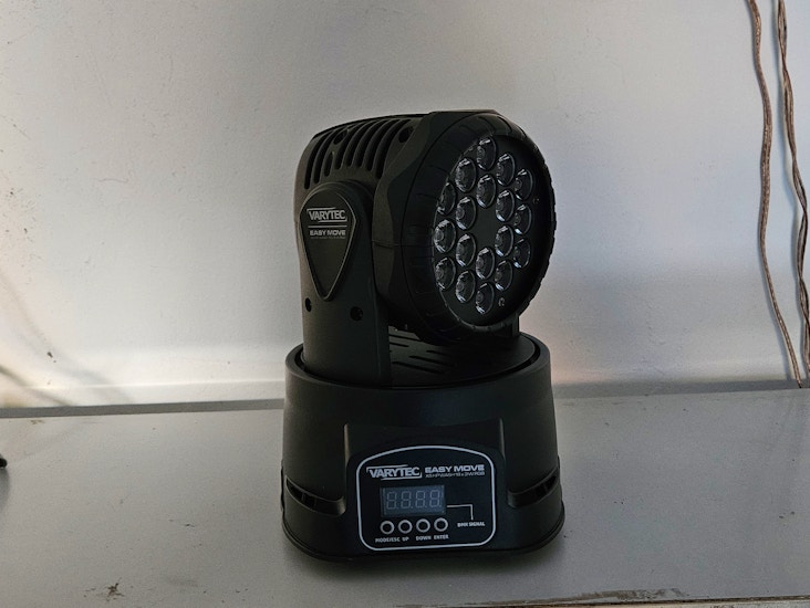 Juhla-/bile-/diskovalo