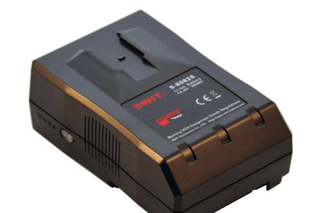 Swit v-locks 95wh set of 4 plus charger