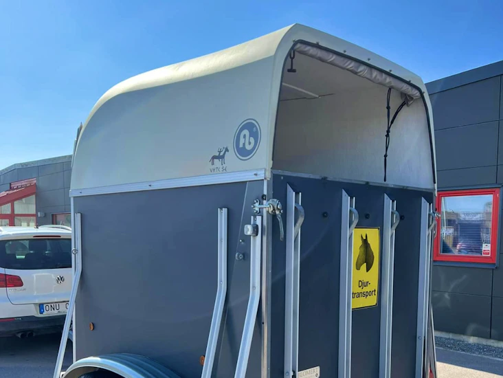 Hästsläp med hög lastvikt för b-kort