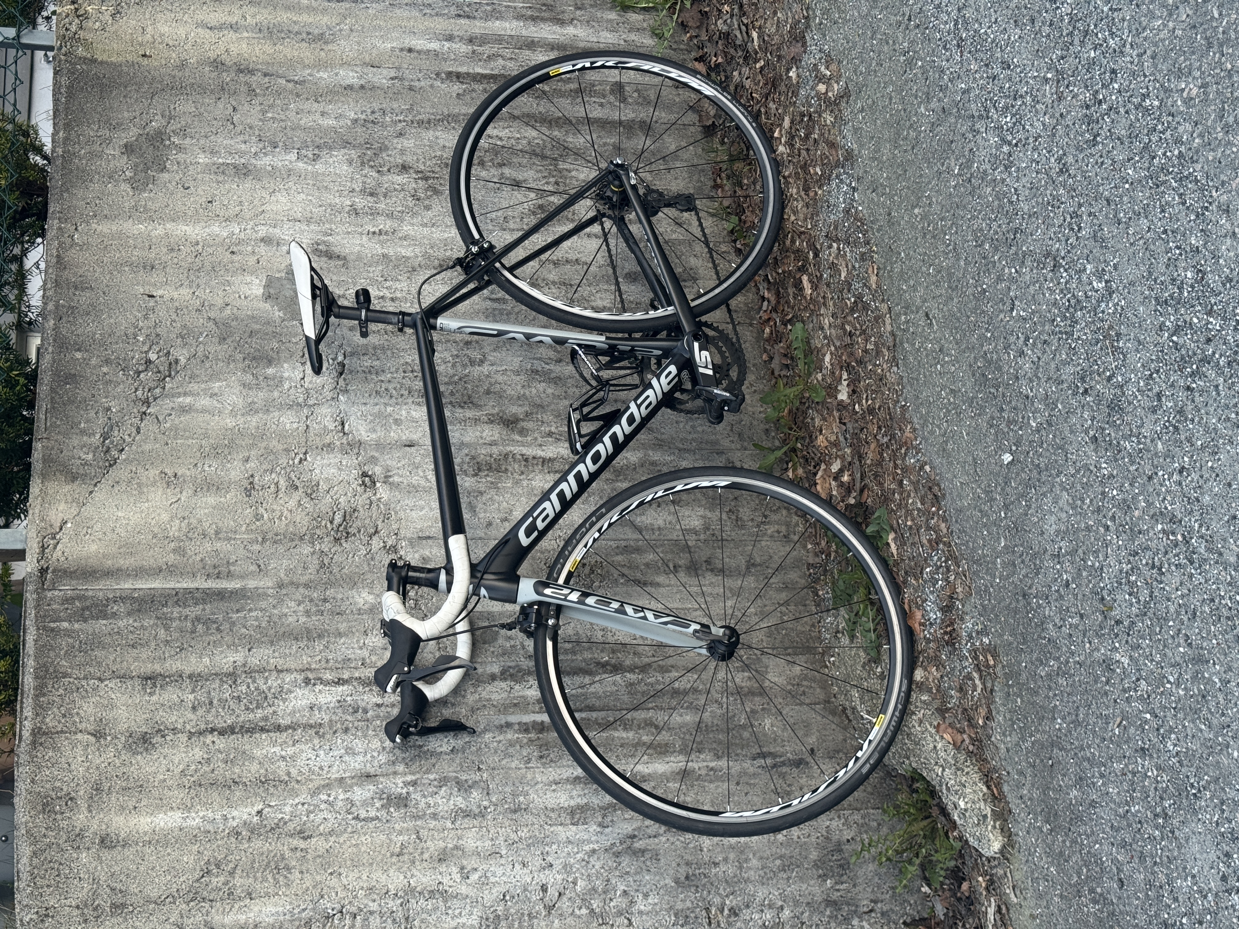 Cannondale caad 12 - landeveissykkel dame/mann