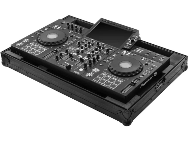 Pioneer xdj-rx3 case + dj bord + xlr kablar