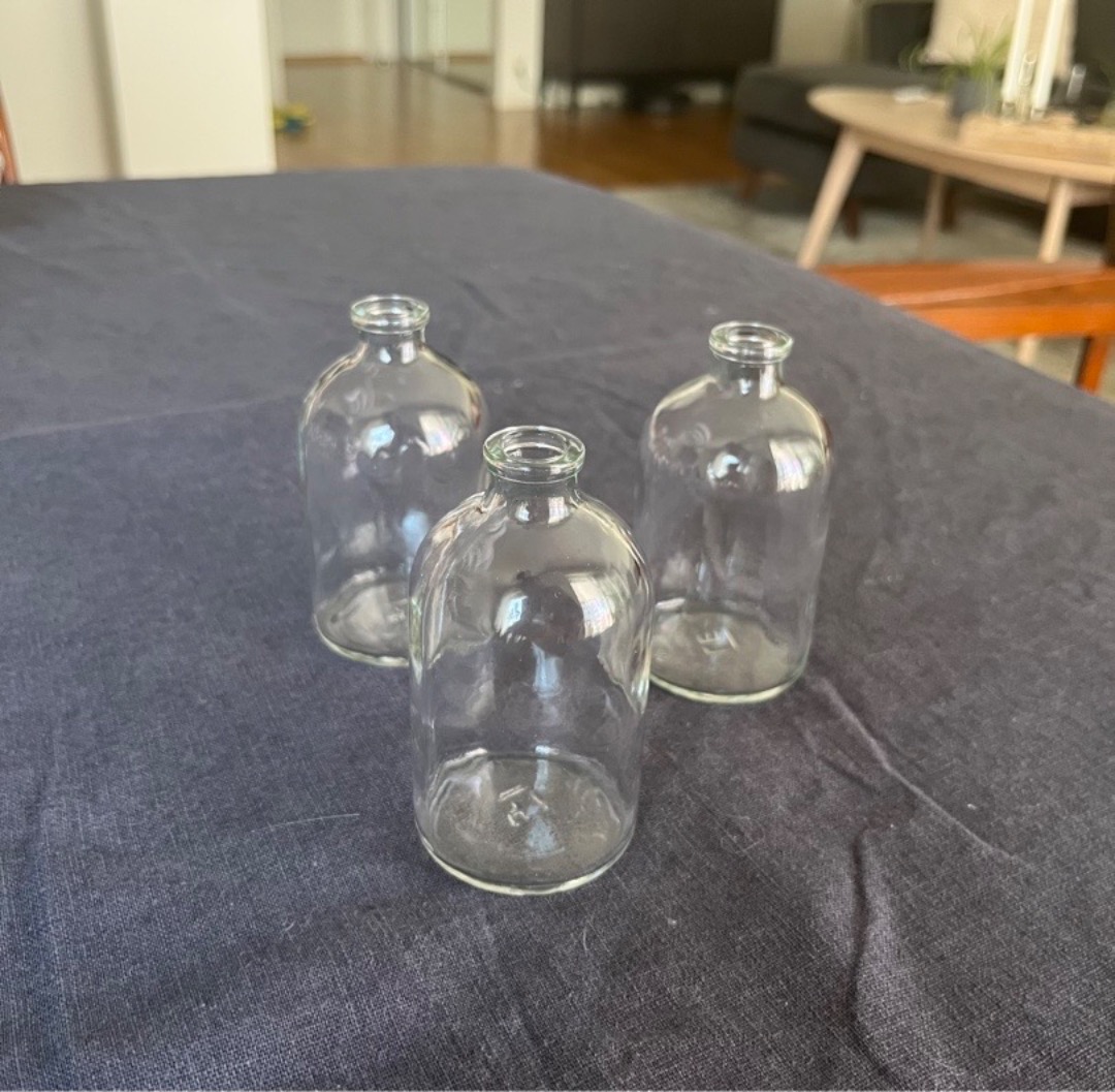 24 små glasvaser till bröllop och fest