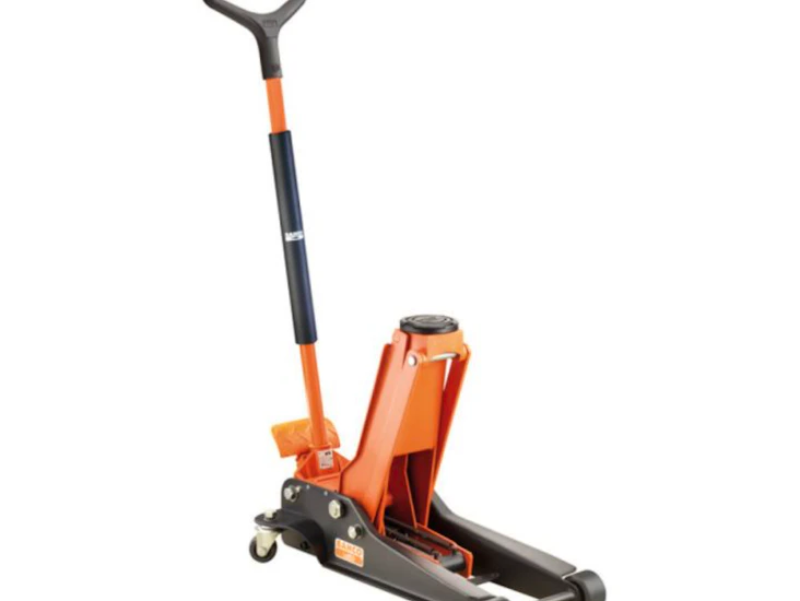 Däckbyte paket — domkraft 3 ton bahco bh13000, pallbock, m.m.