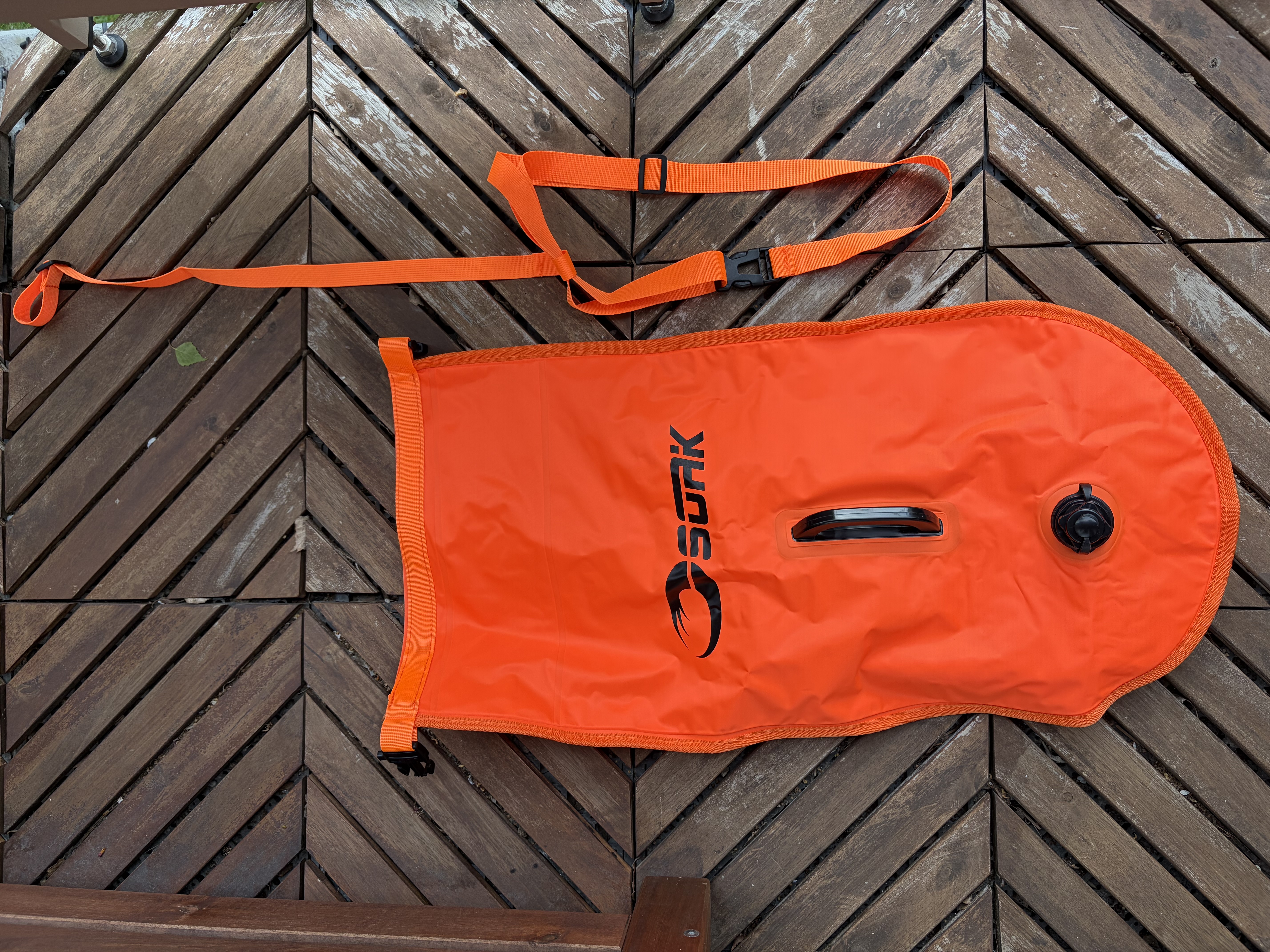 Soak safe simboj 28l (orange) - öppet vatten-simning och swimrun-träning