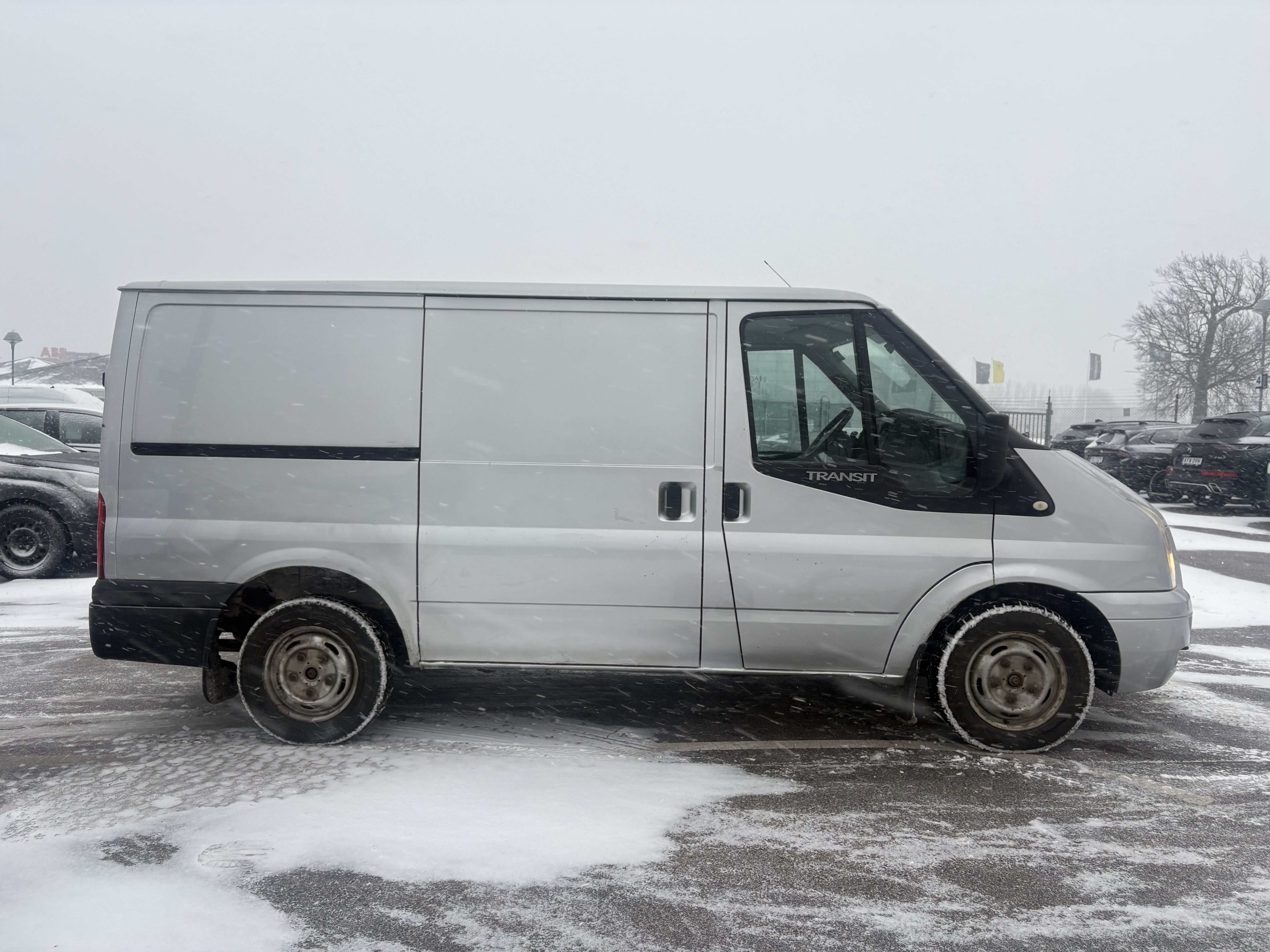Ford transit skåpbil uthyres – malmö