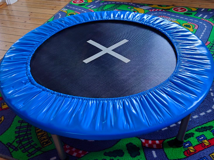 Studsmatta för inomhusbruk