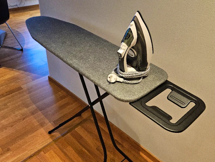 Strykjärn & strykbräda