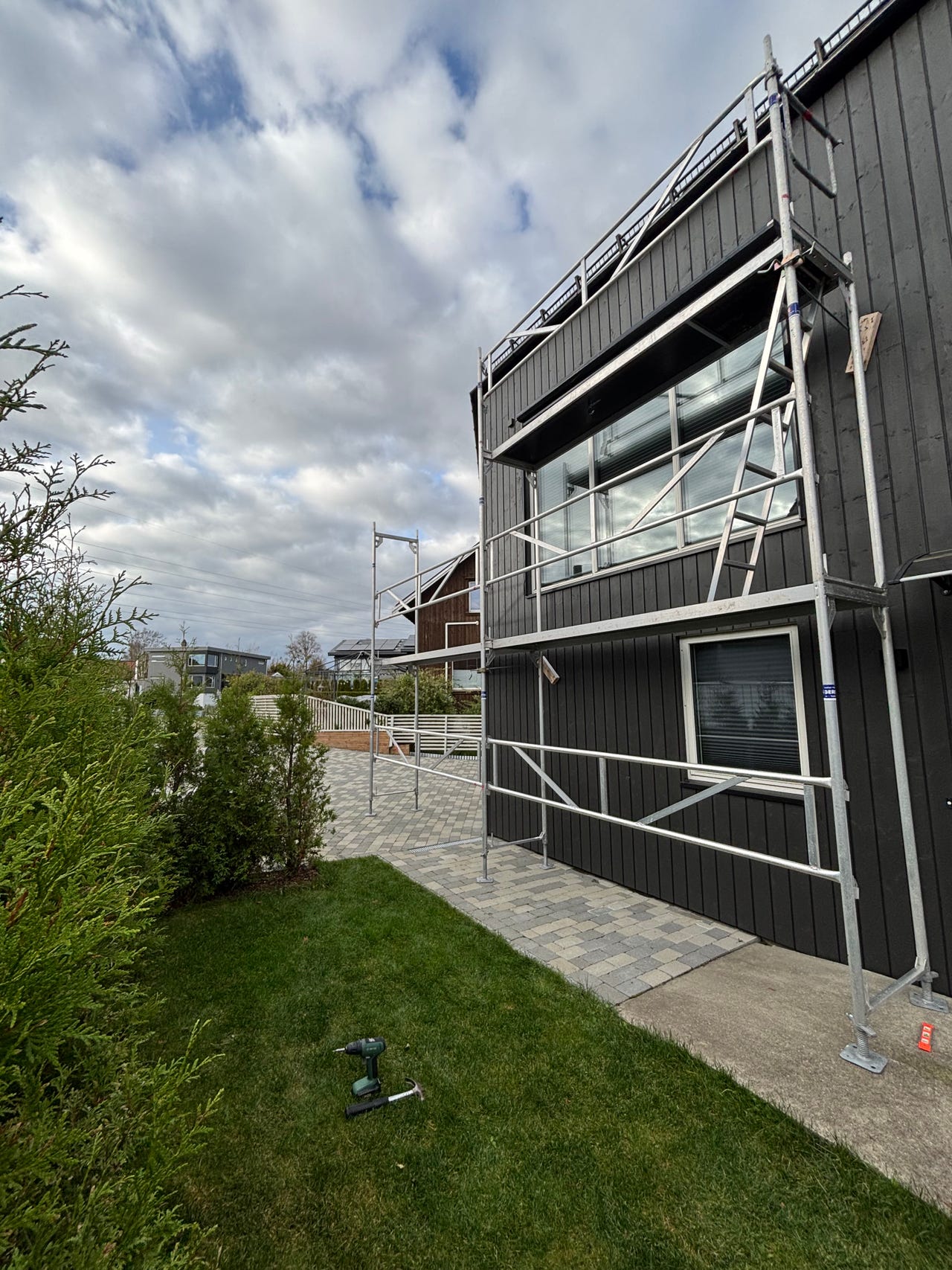 Stillas i aluminium på tilhenger