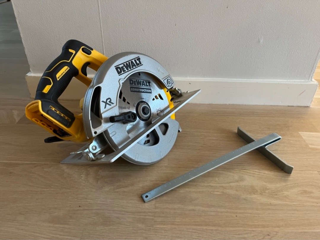 Dewalt dcs570nt cirkelsåg