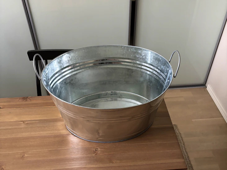 Sinkkivati 3kpl esim. jäitä ja juomia varten