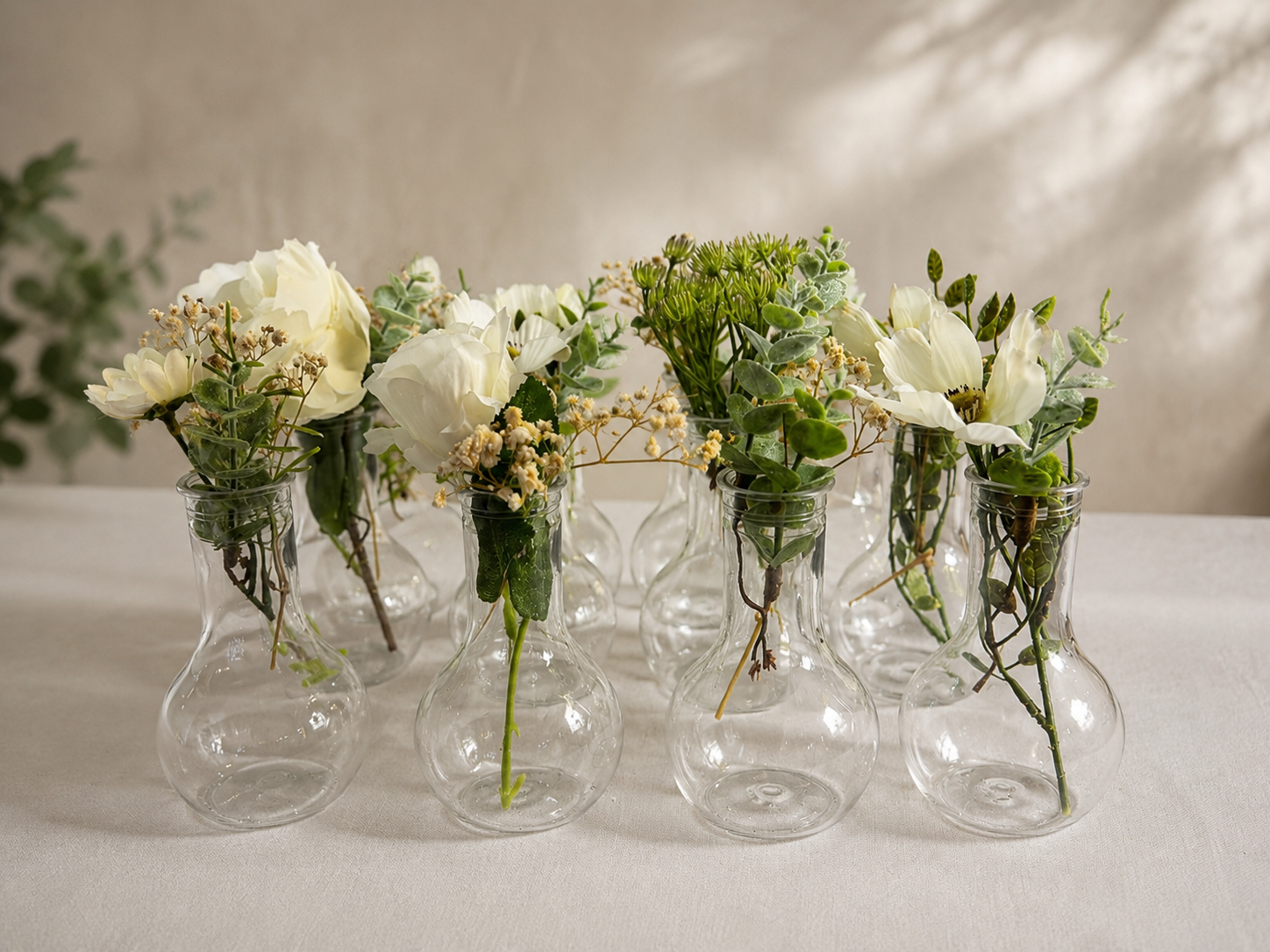 12 bordvaser med blomster – bryllup & fest