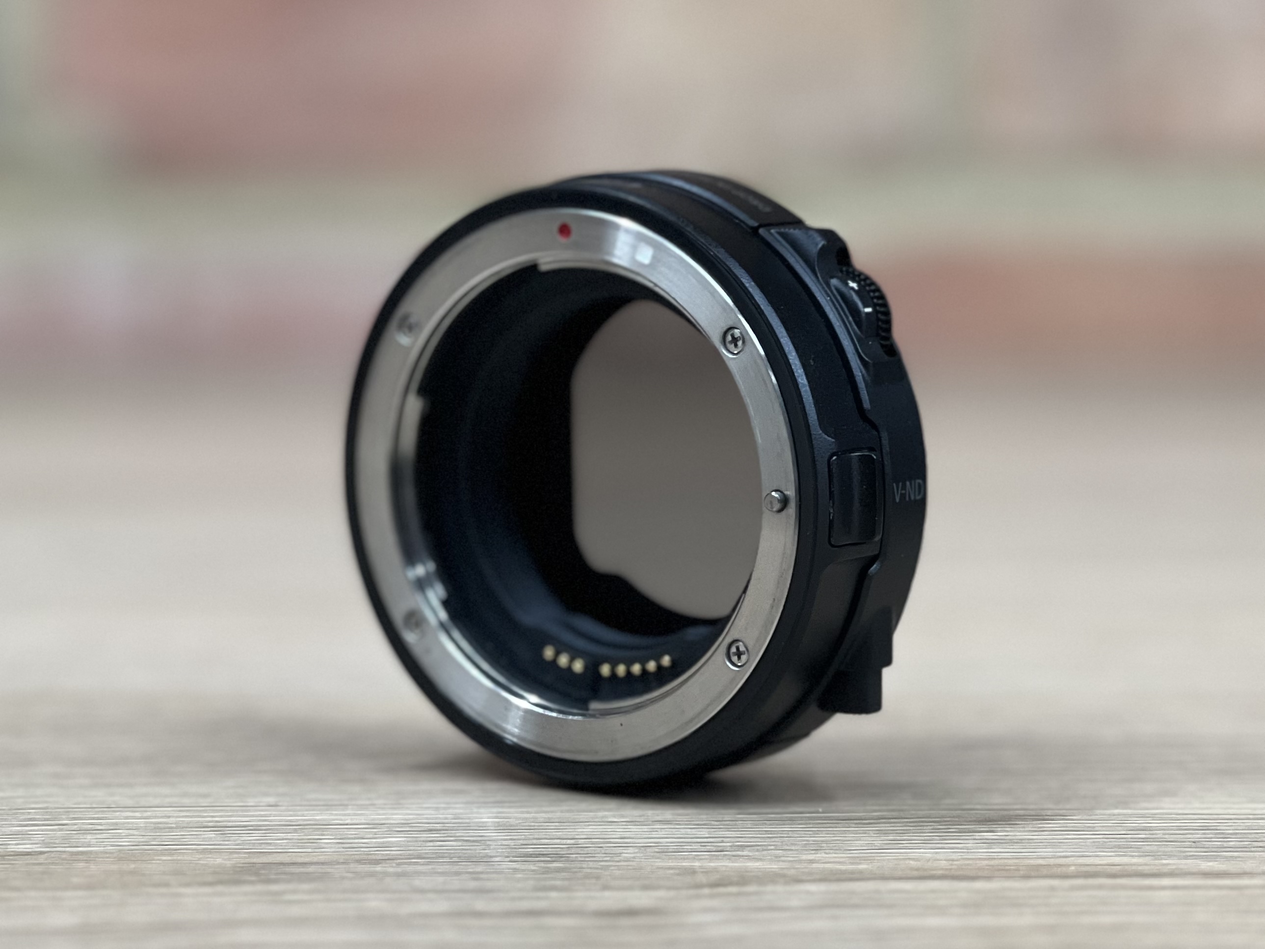 Canon ef-eos r lens adapter with drop in variable nd filter / clear filter