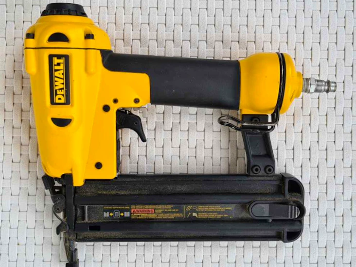 Dewalt spikpistol