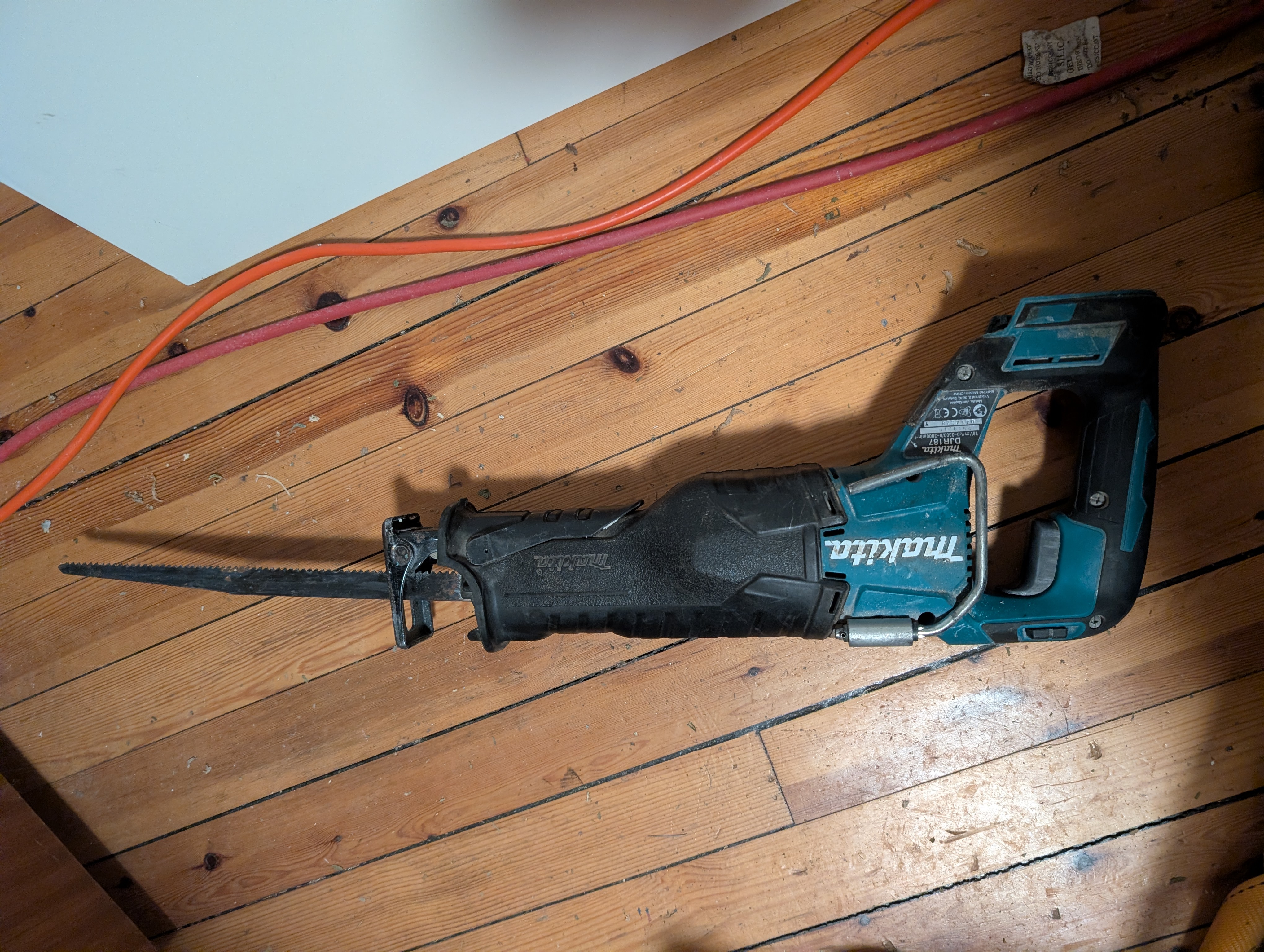 Profesjonell makita bajonettsag – med alle typer sagblad