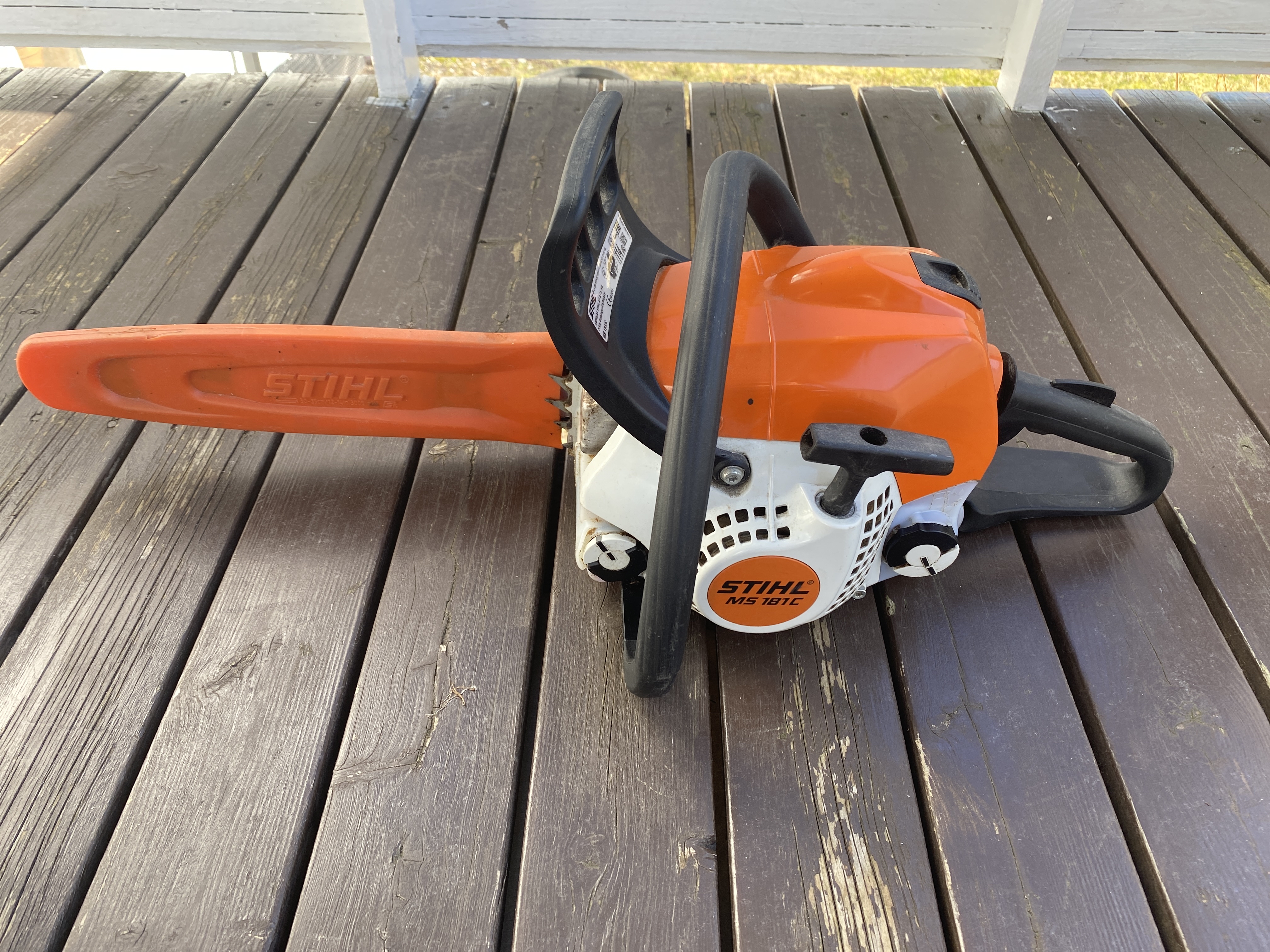 Bensindrevet motorsag stihl