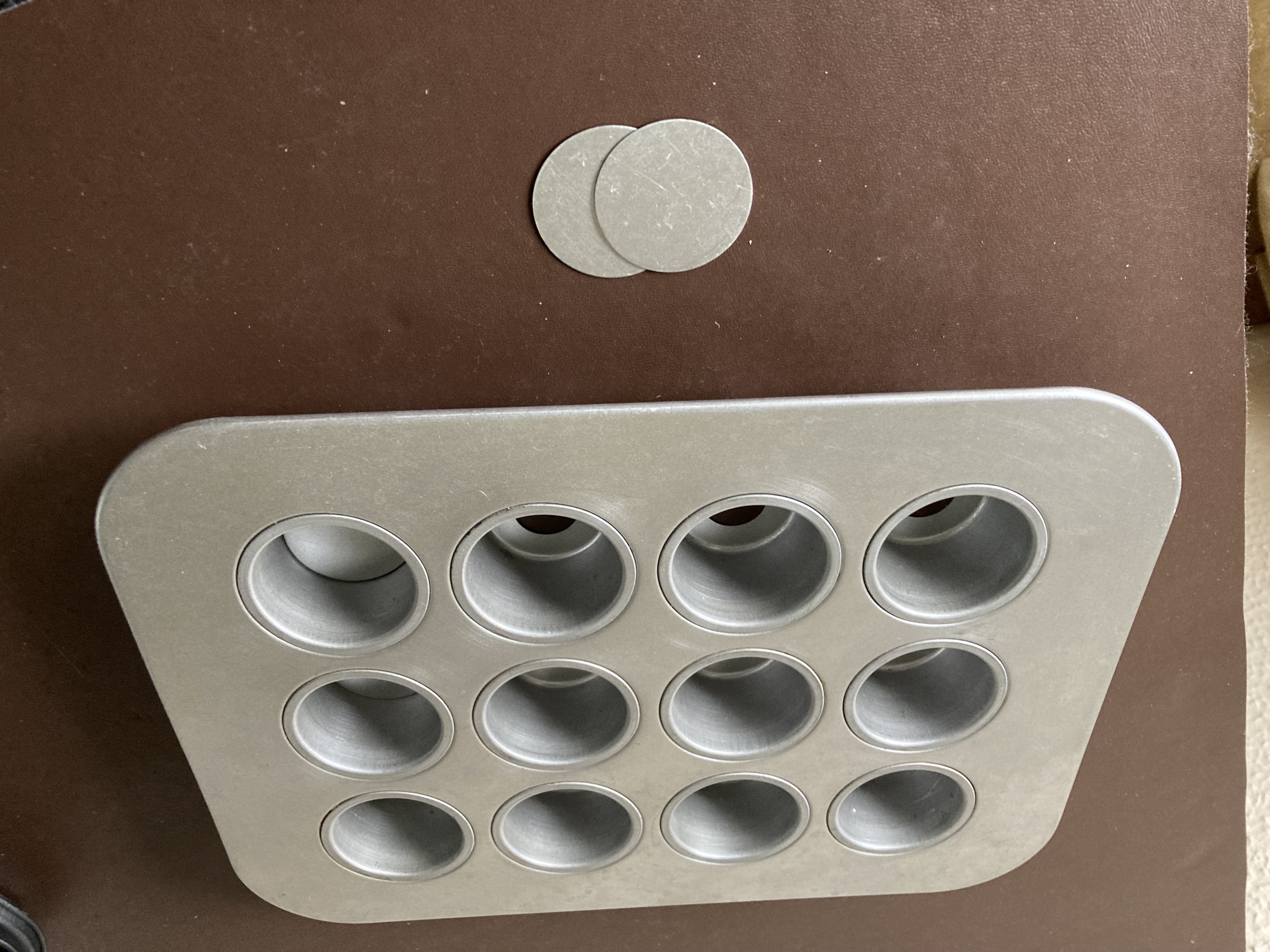 12 hole mini round cake tray