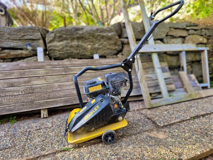 Markvibrator 85kg - stanley 13kn (padda)