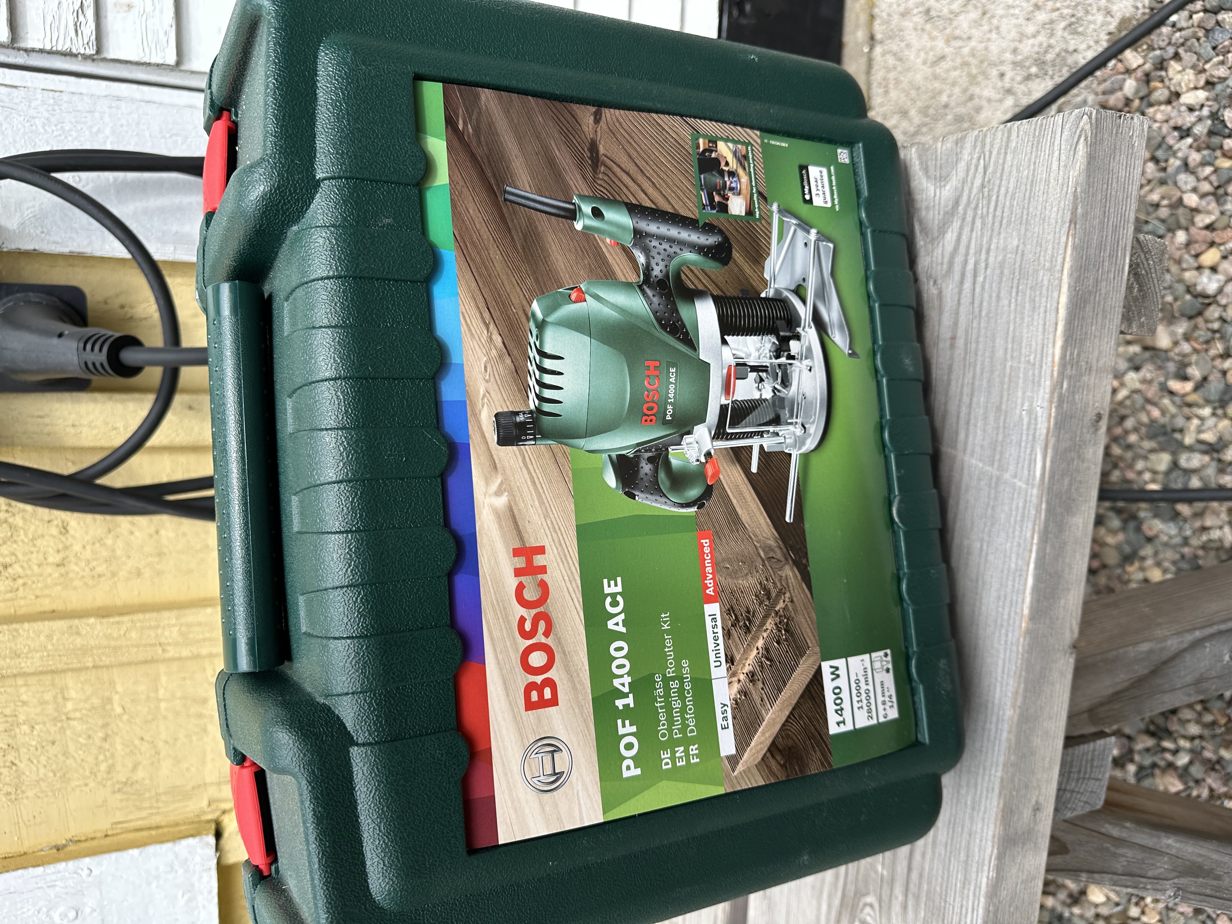 Handöverfräs bosch pof 1400 ace