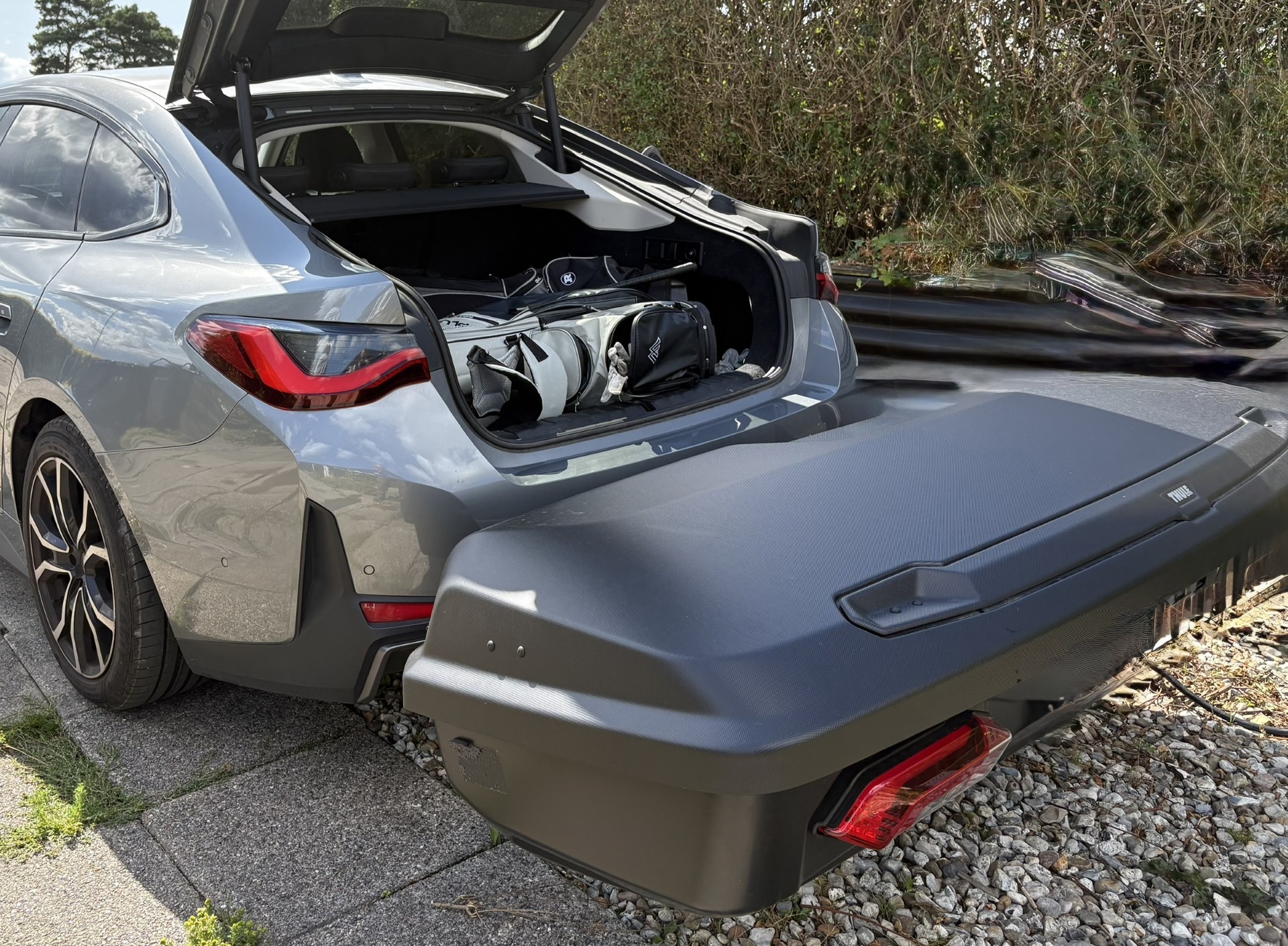 Thule arcos xl bagageboks samt platform