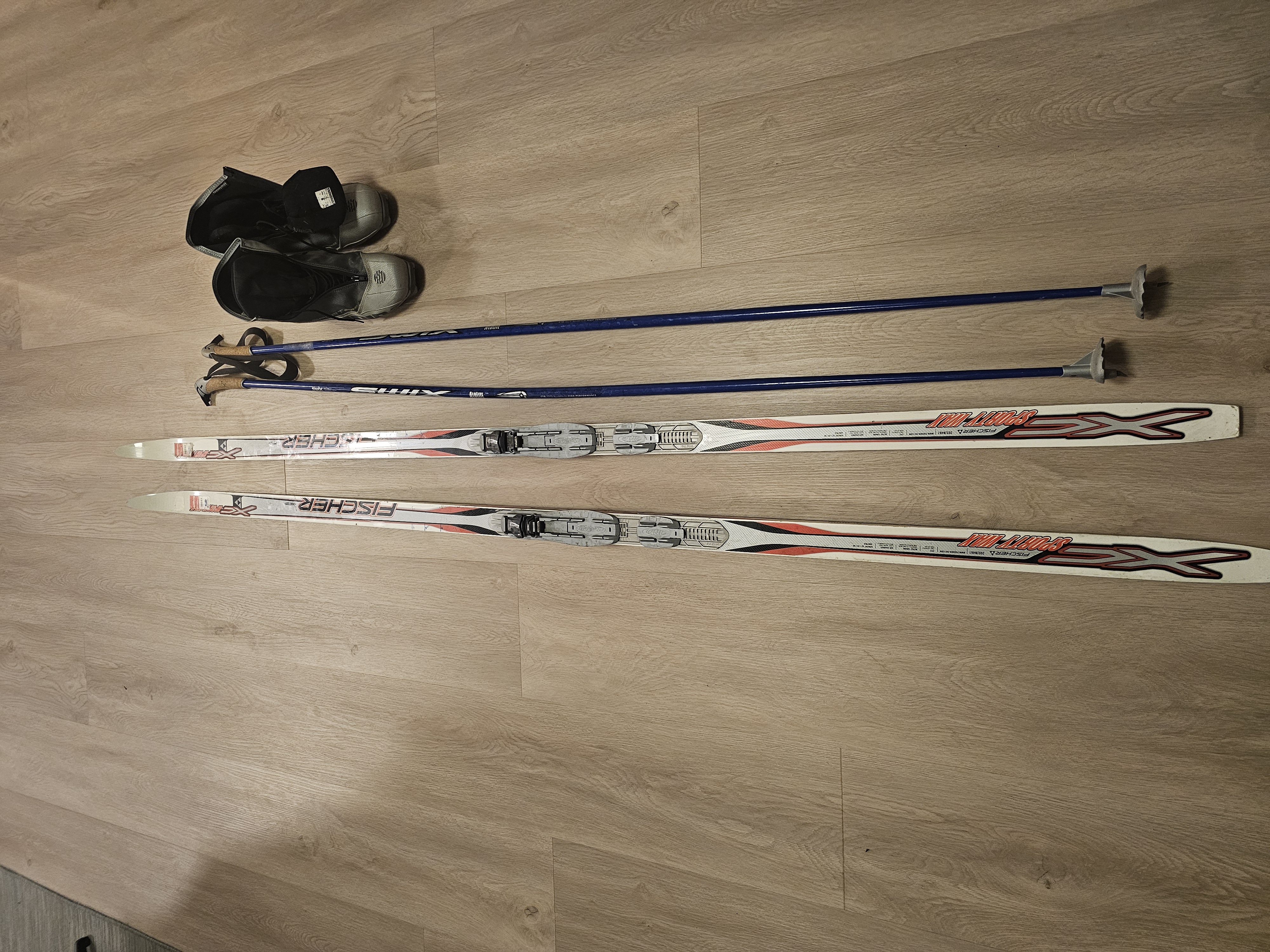Langrennspakke 202cm fischer ski med staver og sko