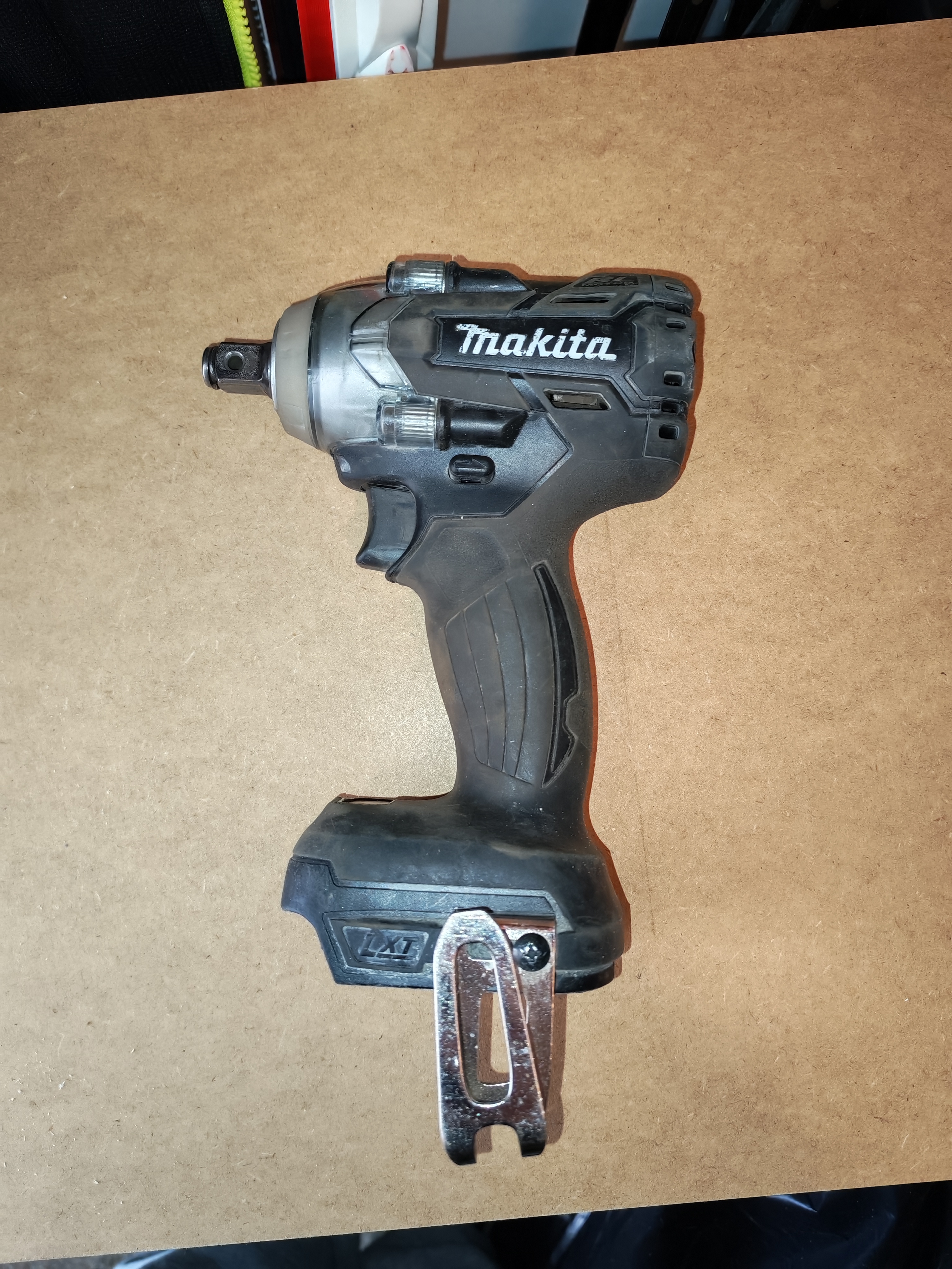 Makita pulttipyssy